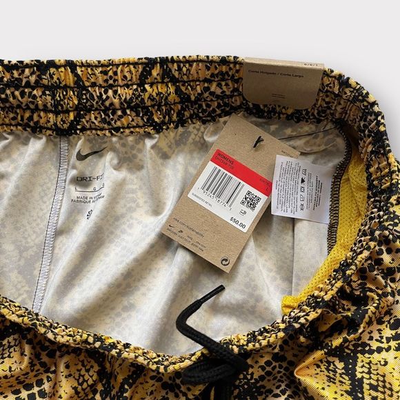 NEW Nike Dri-FIT Rebel Fly Basketball Shorts Large Gold Black Snake Print Womens - Picture 3 of 8